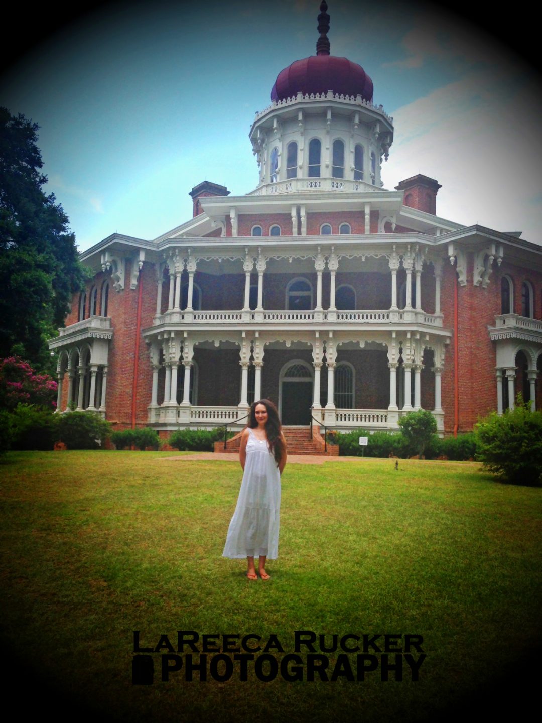 Longwood mansion in Natchez.